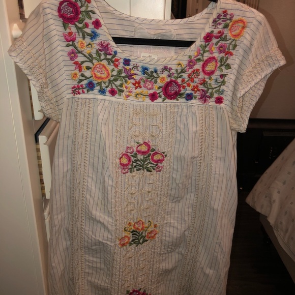 Johnny Was Mexican Styled Linen Dress - Picture 2 of 3